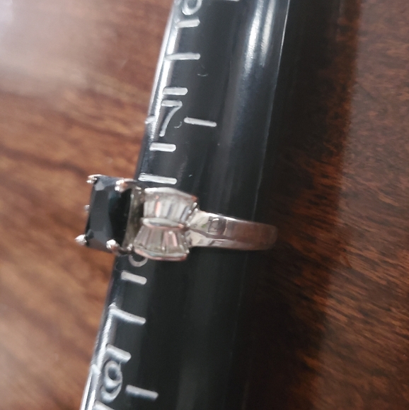 Cz Black and Clear Ring Sz 7.75 - Picture 3 of 3